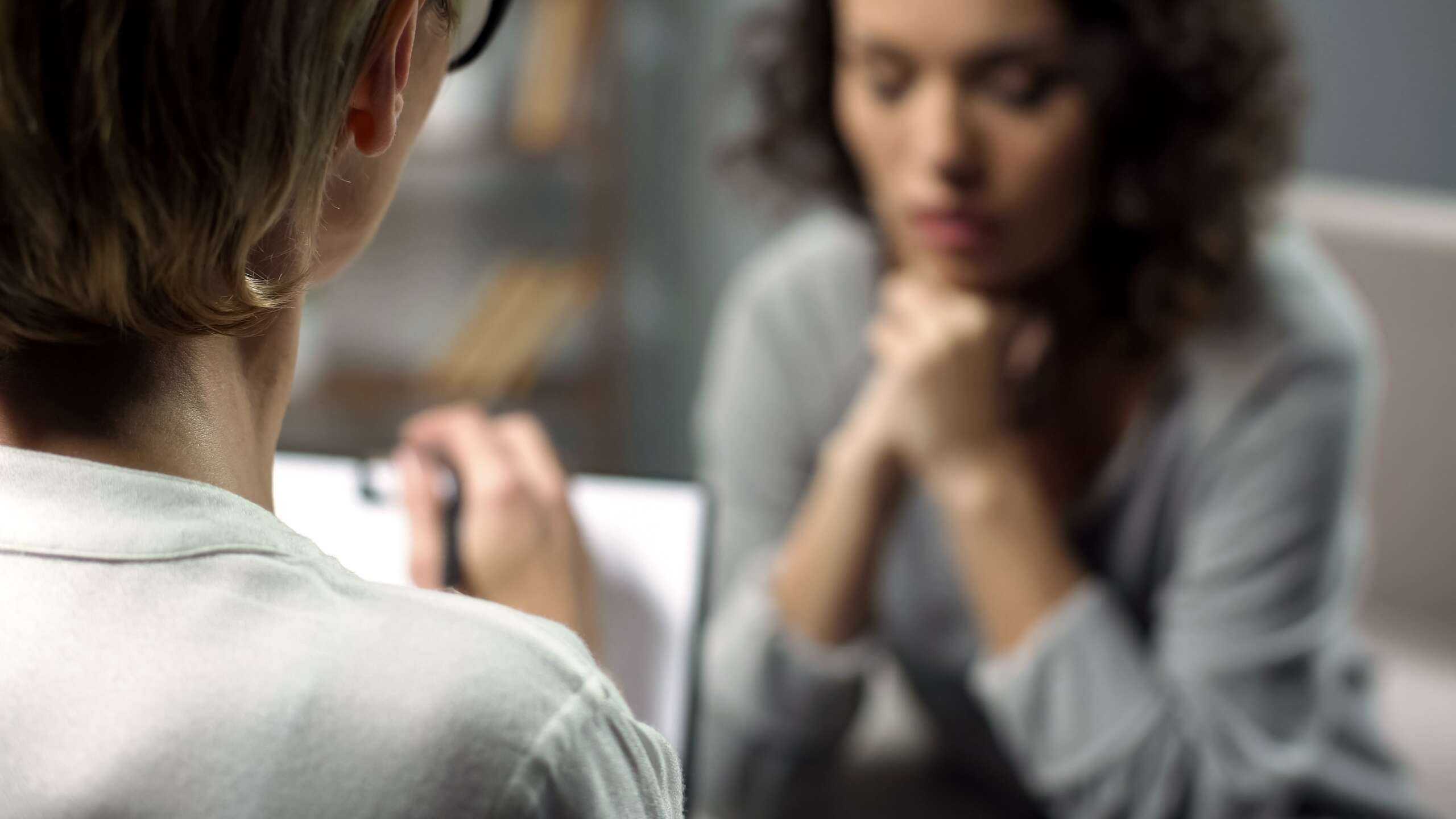 A woman in OCD treatment in San Diego.